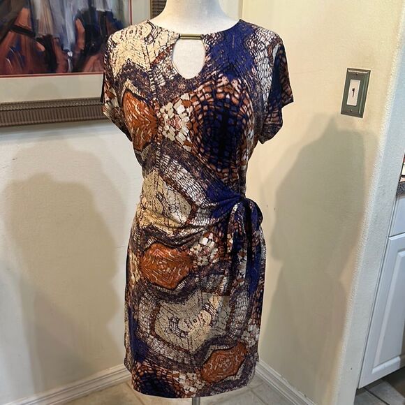 FYLO Side Tie Gathered Pattern Dress Size Large - Picture 3 of 15